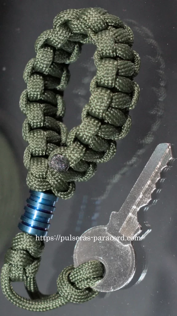 Llavero paracord muy facil -nudo celta, nudo serpiente y nudo cobra