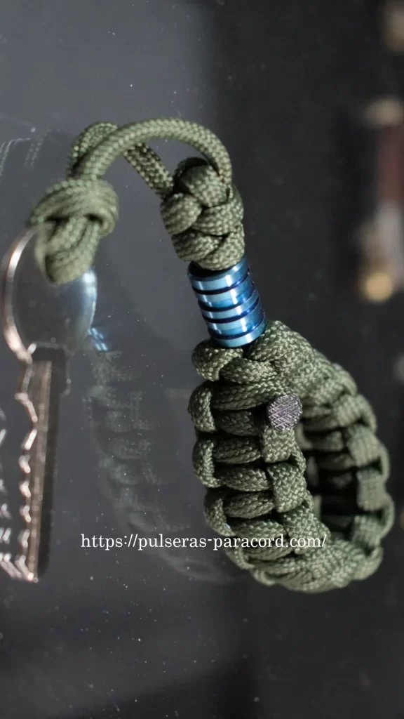 Llavero paracord muy facil -nudo celta, nudo serpiente y nudo cobra