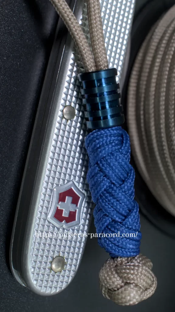 Mini llavero paracord muy fácil de hacer
