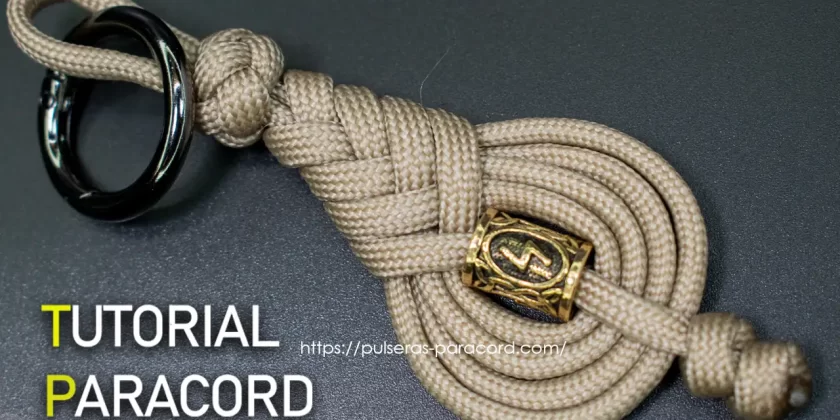 braided paracord keychain 2