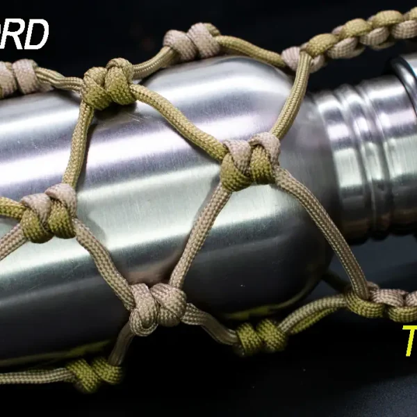 Malla de botella paracord con nudo de serpiente